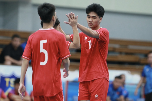 U19 futsal Việt Nam khiến Nga đánh rơi chiến thắng cuối trận- Ảnh 2.